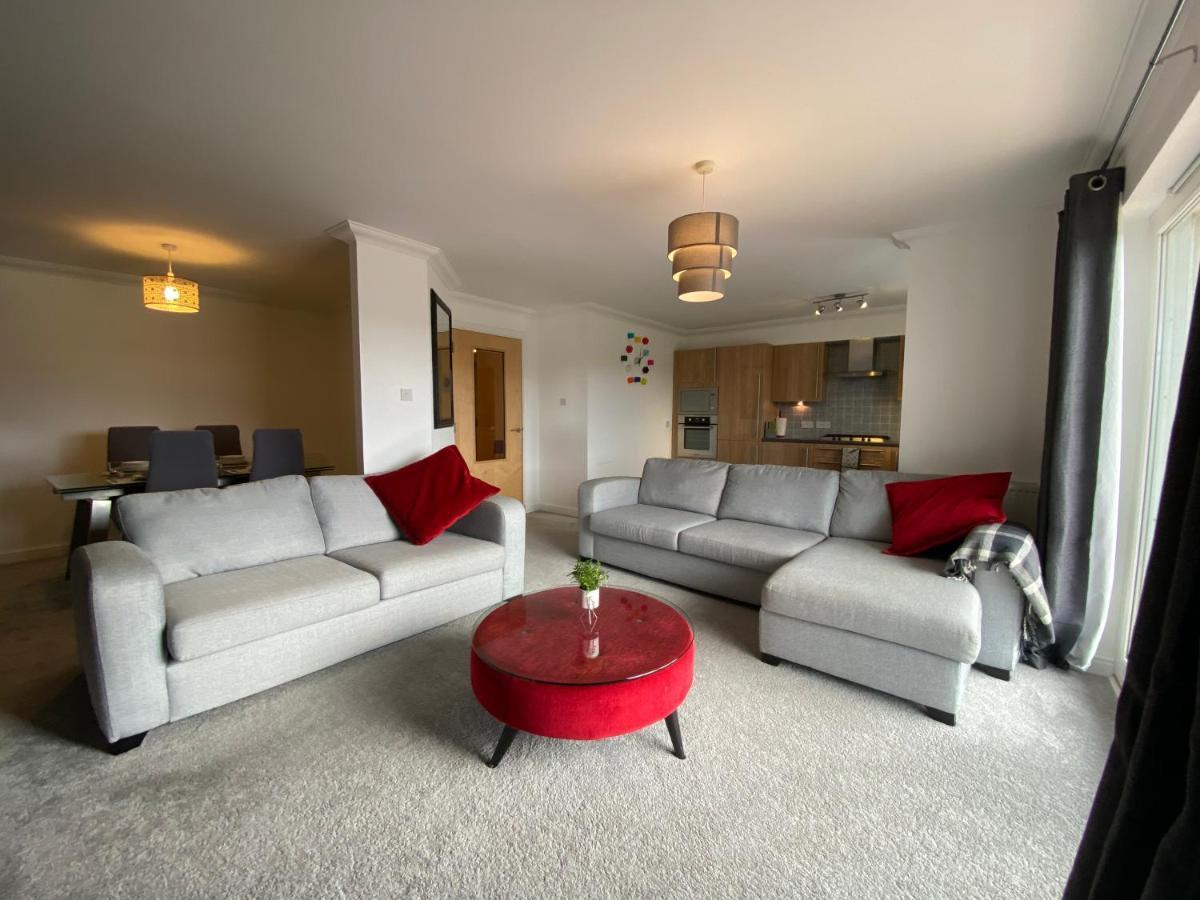 The Duplex Nairn- Spacious 3 Bedroom With Sunny Balcony Kültér fotó